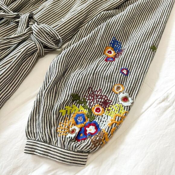 Anthropologie Lindsey Embroidered Tunic Dress Stripe Floral Sleeves M - Picture 6 of 8